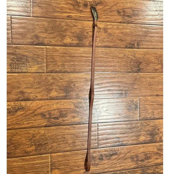 Women's Brown Leather Belt with Ornate Gold-Tone Decorative Buckle - Picture 7 of 12